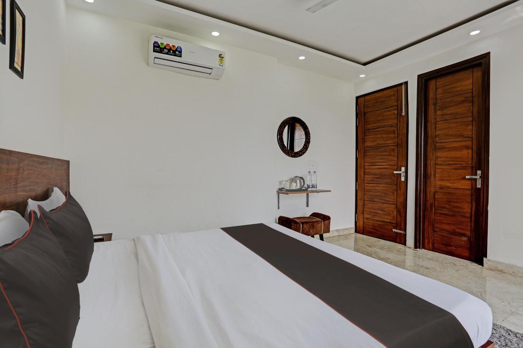 גורגאון Hotel O Vikrant Residency מראה חיצוני תמונה
