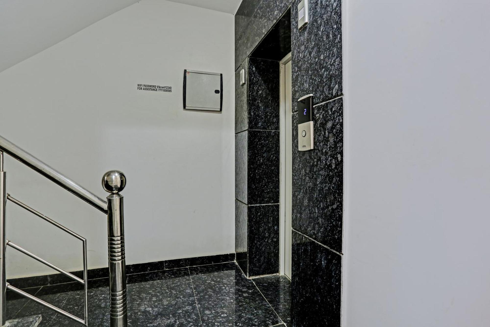 גורגאון Hotel O Vikrant Residency מראה חיצוני תמונה